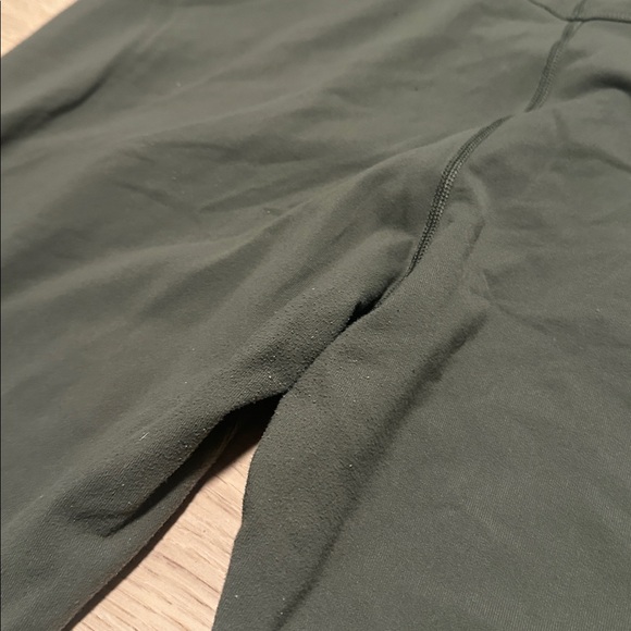Lululemon Workout Leggings Sz 10 - Picture 6 of 9